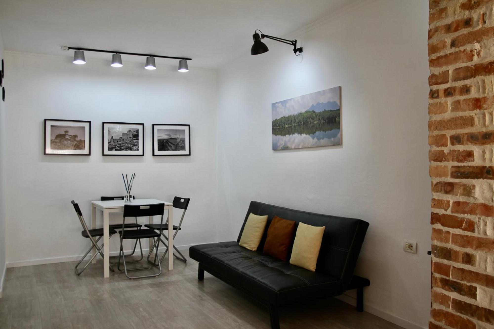 Lift Apartments Tirana Buitenkant foto